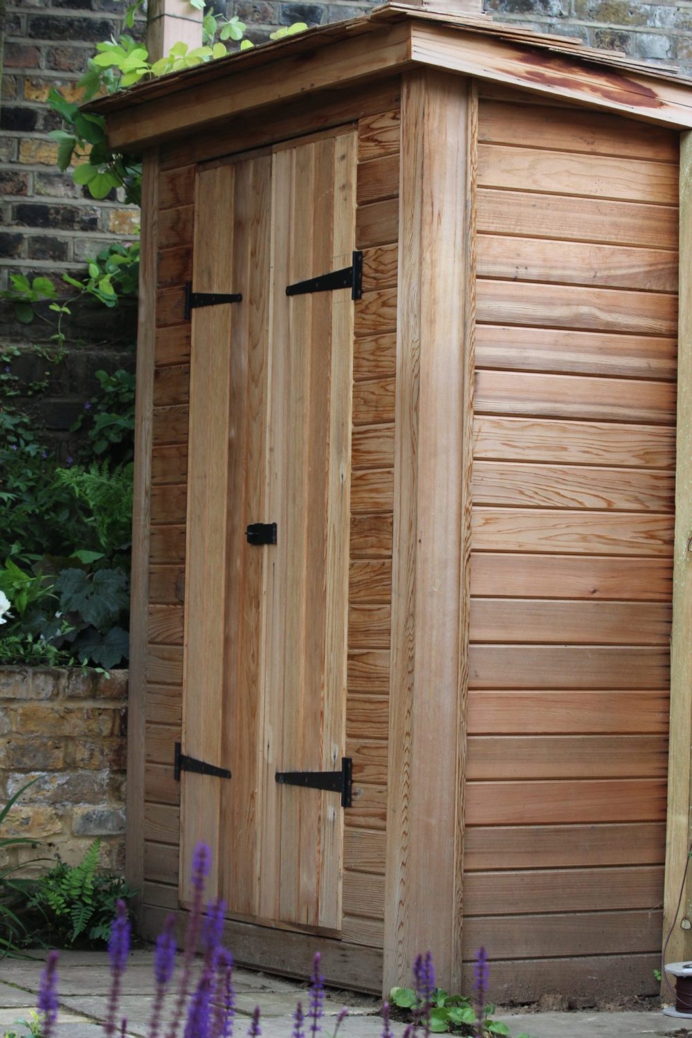 Top 10 Storage units and bin sheds - Living Colour Gardens